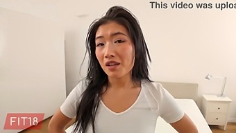 I Creampied A Chinese Girl From Hong Kong At Fit18 Casting
